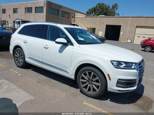 2018 AUDI Q7 WA1LHAF76JD011735 Photo 0
