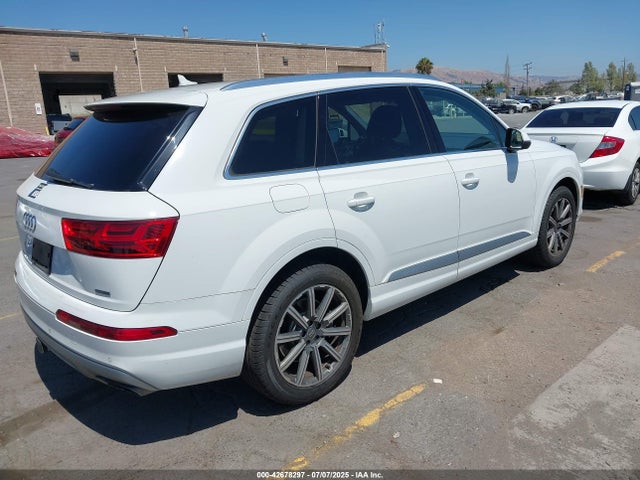 2018 AUDI Q7 WA1LHAF76JD011735 Photo 3