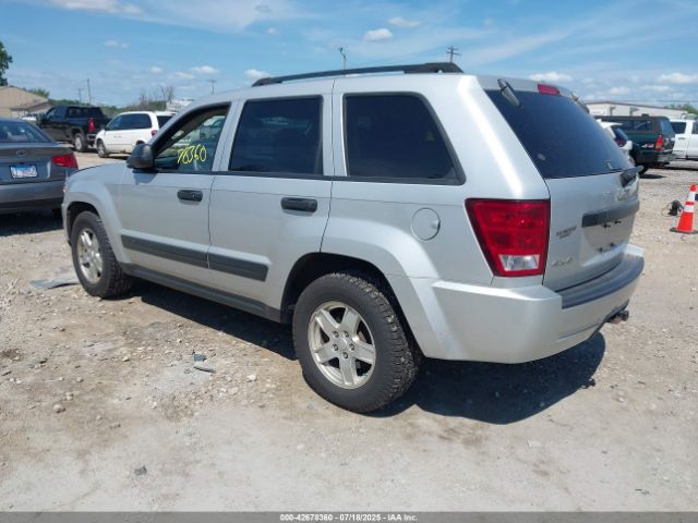 2005 JEEP GRAND CHEROKEE 1J4GR48K95C651483 Photo 2