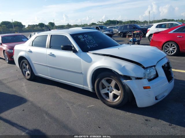 2008 CHRYSLER 300 2C3KA43R68H189210