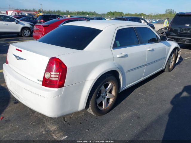2008 CHRYSLER 300 2C3KA43R68H189210 Photo 3