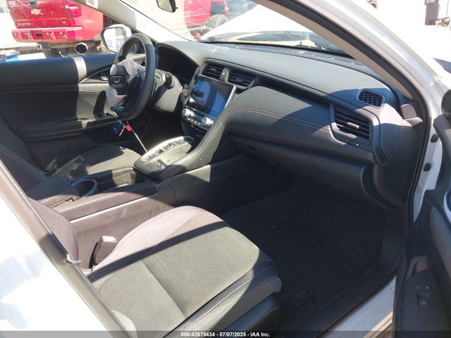 19XZE4F54NE007647 Honda leb6