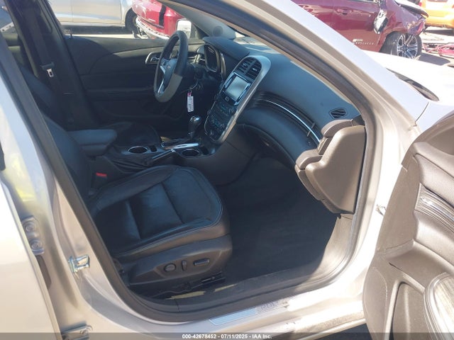 Chevrolet lkw 2015 1G11F5SL0FF319548 Image 5