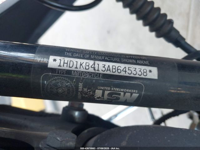 2010 HARLEY-DAVIDSON FLHX 1HD1KB413AB645338 Photo 9