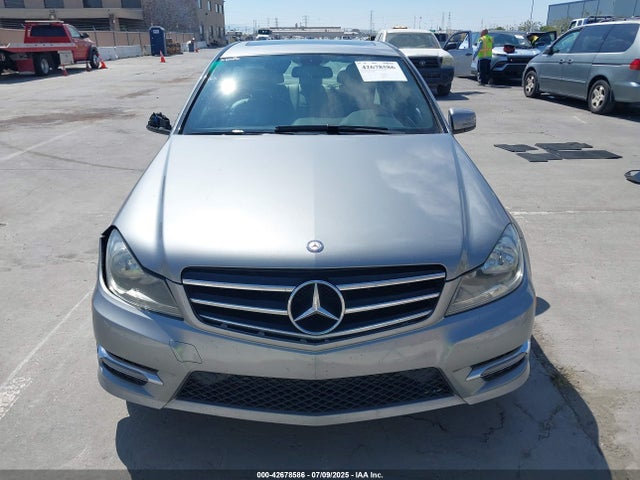 Mercedes-Benz C-Class 2014 WDDGF4HB3EA953447 Image 13