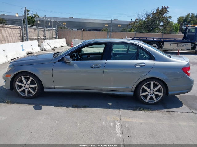 Mercedes-Benz C-Class 2014 WDDGF4HB3EA953447 Image 15