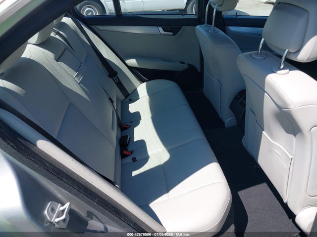 Mercedes-Benz C-Class 2014 WDDGF4HB3EA953447 Image 8