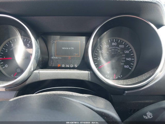 Ford 2.3l 4v premium fuel 2018 1FA6P8TH7J5156178 Image 7