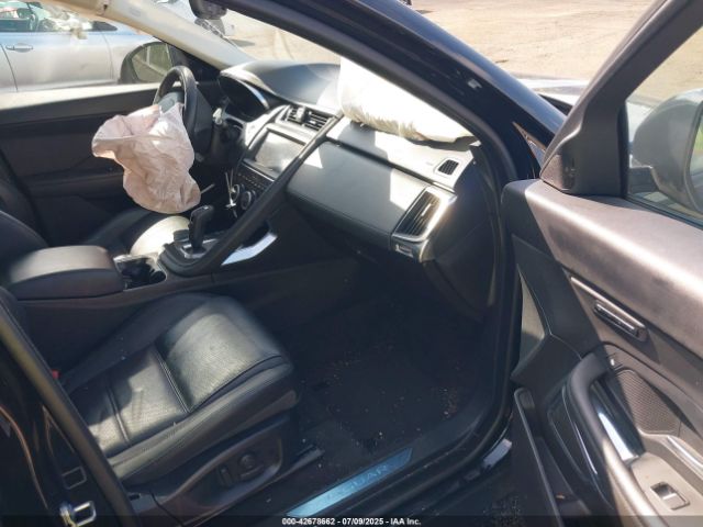 2020 JAGUAR E-PACE SADFP2FX5L1Z85940 Photo 4