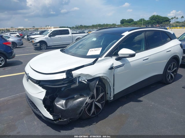 Volkswagen 2023 2023 1V2VMPE80PC037770 Image 2