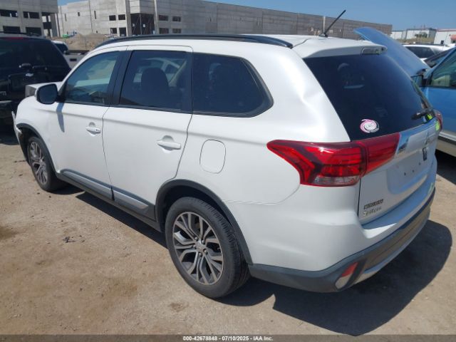 2016 MITSUBISHI OUTLANDER JA4AZ3A34GZ044054 Photo 2