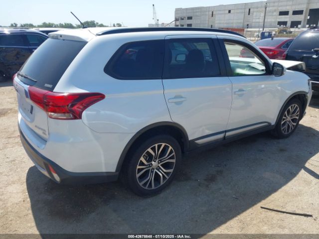 2016 MITSUBISHI OUTLANDER JA4AZ3A34GZ044054 Photo 3