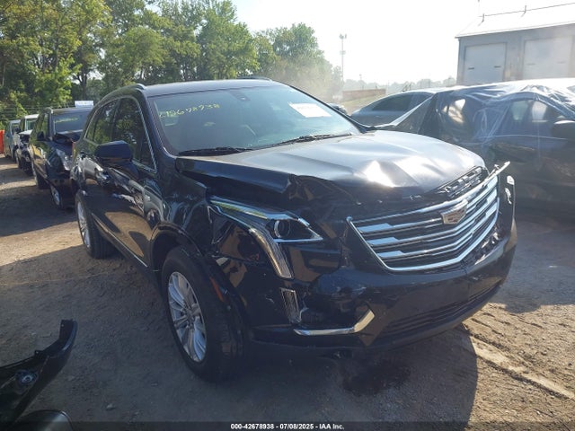 2017 CADILLAC XT5 1GYKNARS2HZ115561 Photo 0