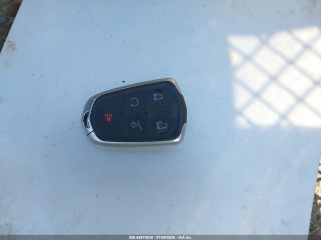 2017 CADILLAC XT5 1GYKNARS2HZ115561 Photo 10