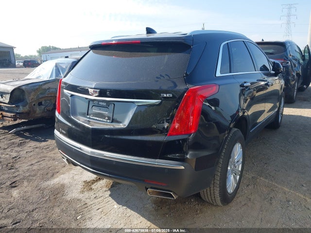 2017 CADILLAC XT5 1GYKNARS2HZ115561 Photo 3