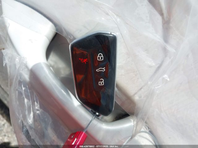 2023 VOLKSWAGEN GOLF GTI WVWVA7CD8PW180801 Photo 10