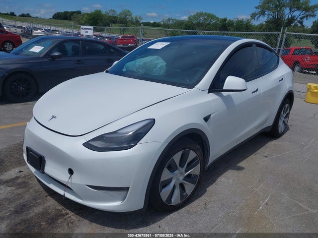 2023 TESLA MODEL Y 7SAYGDEE9PF829710 Photo 1