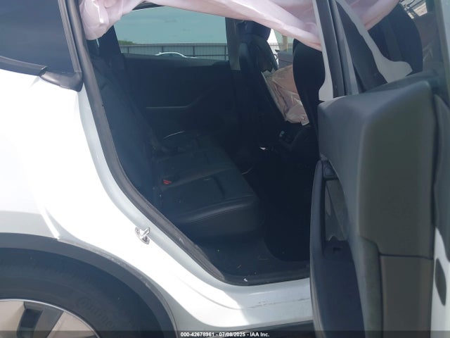 2023 TESLA MODEL Y 7SAYGDEE9PF829710 Photo 7