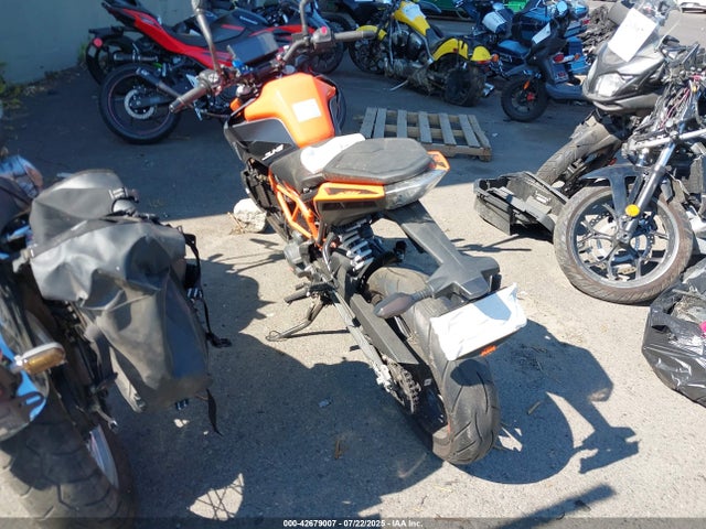 KTM Duke 2023 MD2JPJ407PN201322 Image 3