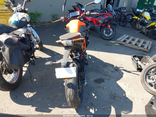 KTM Duke 2023 MD2JPJ407PN201322 Image 6