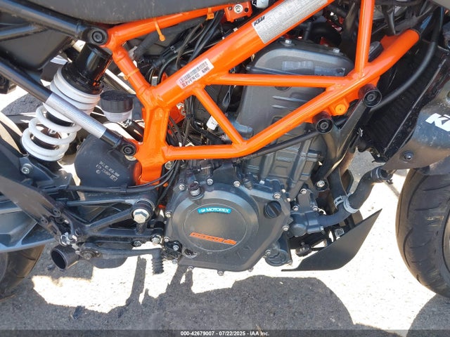 KTM Duke 2023 MD2JPJ407PN201322 Image 8