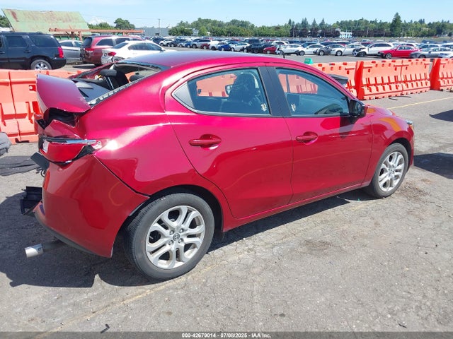 3MYDLBZV4GY146311 Scion p5v