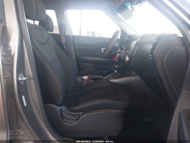 KNDJN2A20J7581851 KIA g