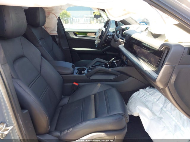Porsche Cayenne 2024 WP1BA2AY0RDA51217 Image 5