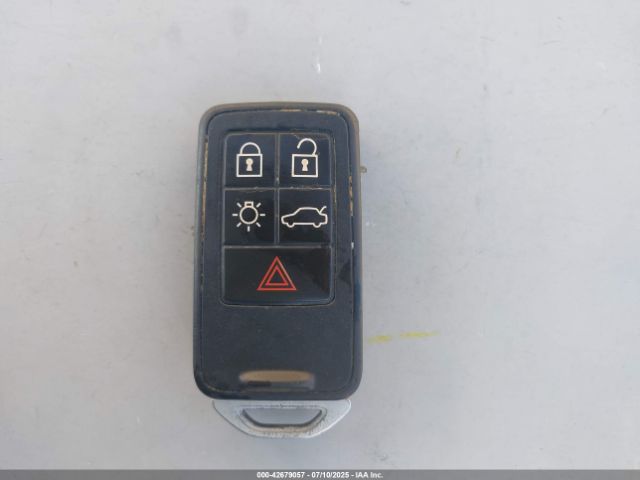 2015 VOLVO S60 YV140MFJXF1358664 Photo 10