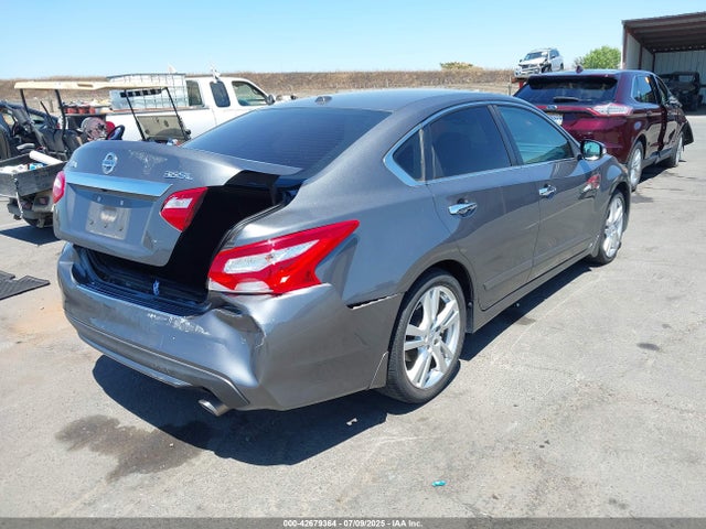 1N4BL3AP9HC246381 Nissan 2017