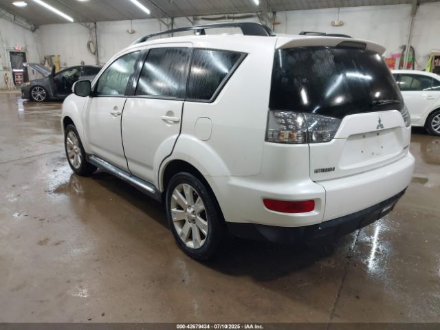 2011 MITSUBISHI OUTLANDER JA4JT3AW3BU007305 Photo 2