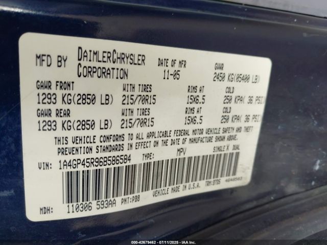 2006 CHRYSLER TOWN & COUNTRY 1A4GP45R96B586584 Photo 8