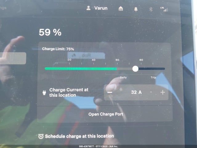 5YJ3E1EA9LF799269 Tesla 2020
