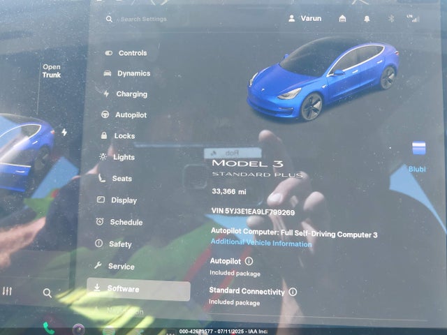5YJ3E1EA9LF799269 Tesla 2020