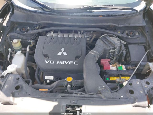 2010 MITSUBISHI OUTLANDER JA4JT5AX8AZ012165 Photo 9