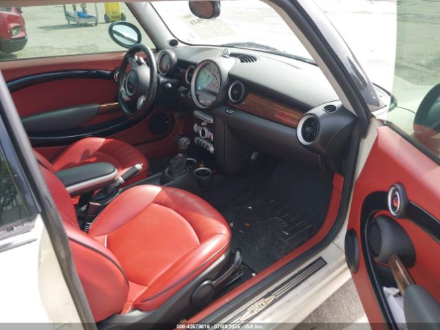 2008 MINI COOPER S WMWMF73578TV38833 Photo 4
