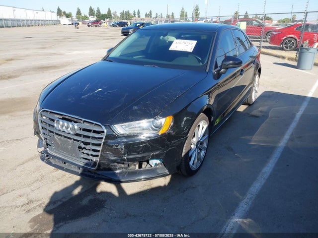 2015 AUDI A3 WAUBFGFF7F1080487 Photo 1