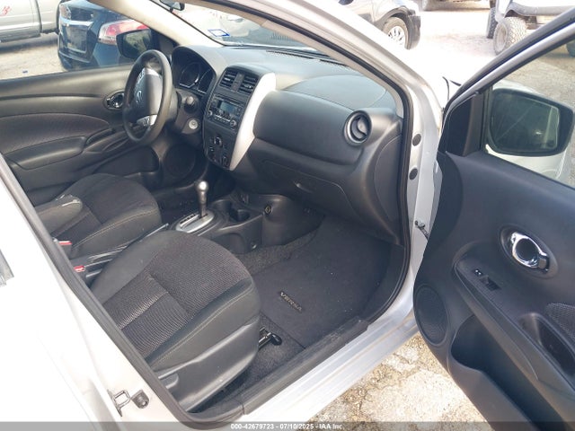 3N1CN7AP2JL801264 Nissan 2018
