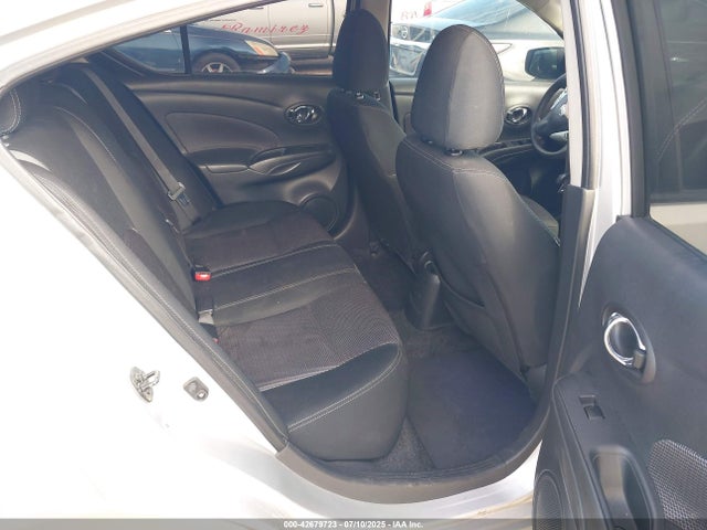 3N1CN7AP2JL801264 Nissan 2018