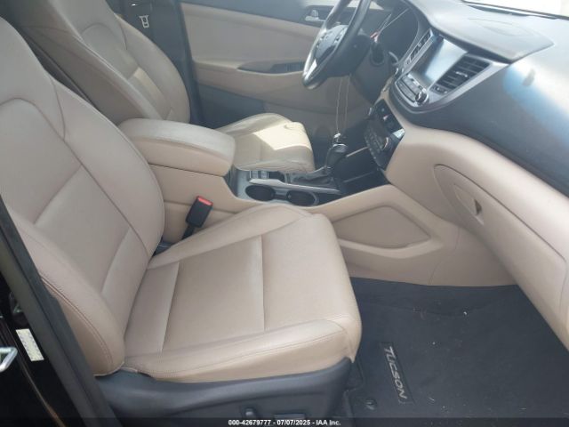 2016 HYUNDAI TUCSON KM8J3CA21GU237558 Photo 4