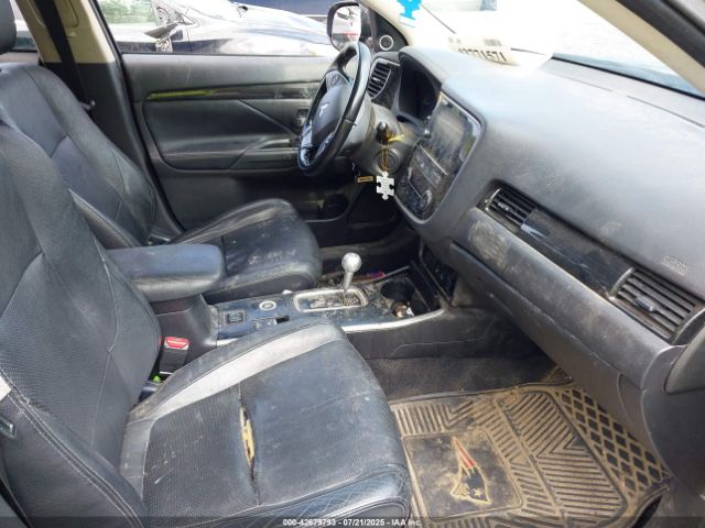 2018 MITSUBISHI OUTLANDER JA4AZ3A35JZ044751 Photo 4