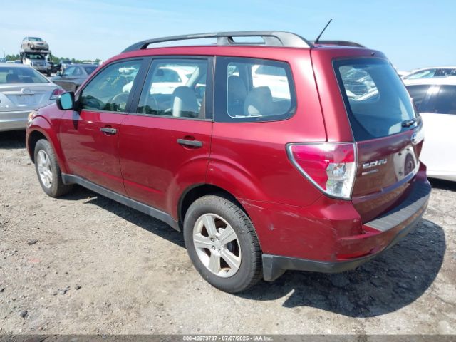 2013 SUBARU FORESTER JF2SHABC6DH429053 Photo 2