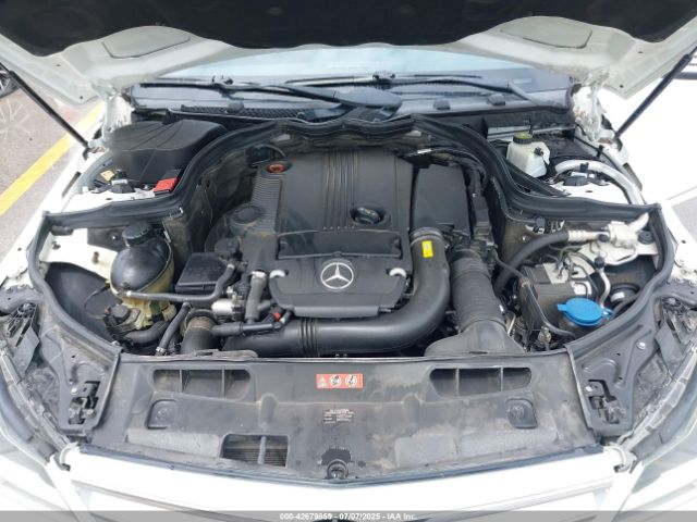 2013 MERCEDES-BENZ C 250 WDDGF4HB8DA803879 Photo 9