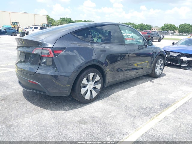 2024 TESLA MODEL Y 7SAYGDED8RF038224 Photo 3
