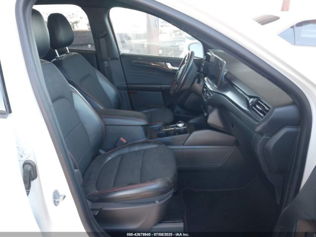 2023 FORD ESCAPE 1FMCU0MN4PUB15819 Photo 4