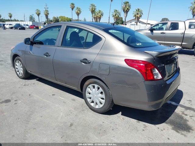3N1CN7AP4FL913393 Nissan 2015