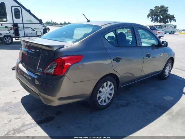 3N1CN7AP4FL913393 Nissan 2015