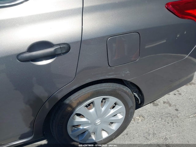 3N1CN7AP4FL913393 Nissan 2015