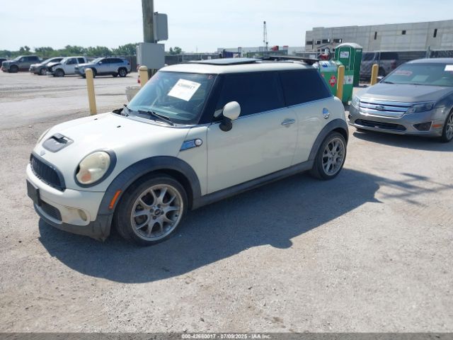 2007 MINI COOPER S WMWMF73517TL83792 Photo 1