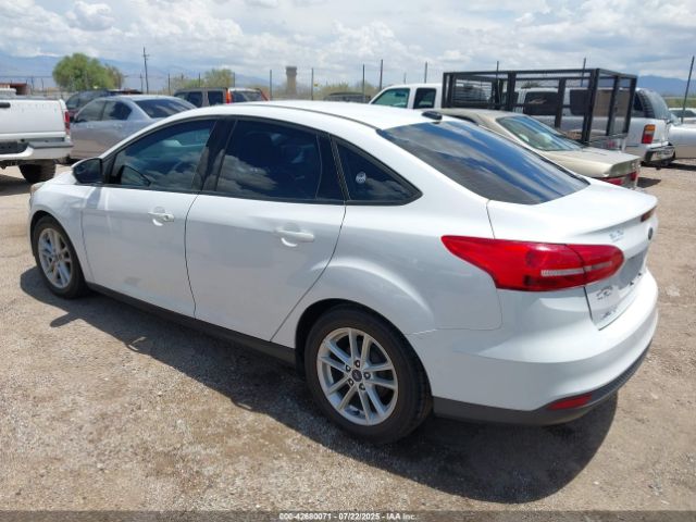 2017 FORD FOCUS 1FADP3F20HL255061 Photo 2
